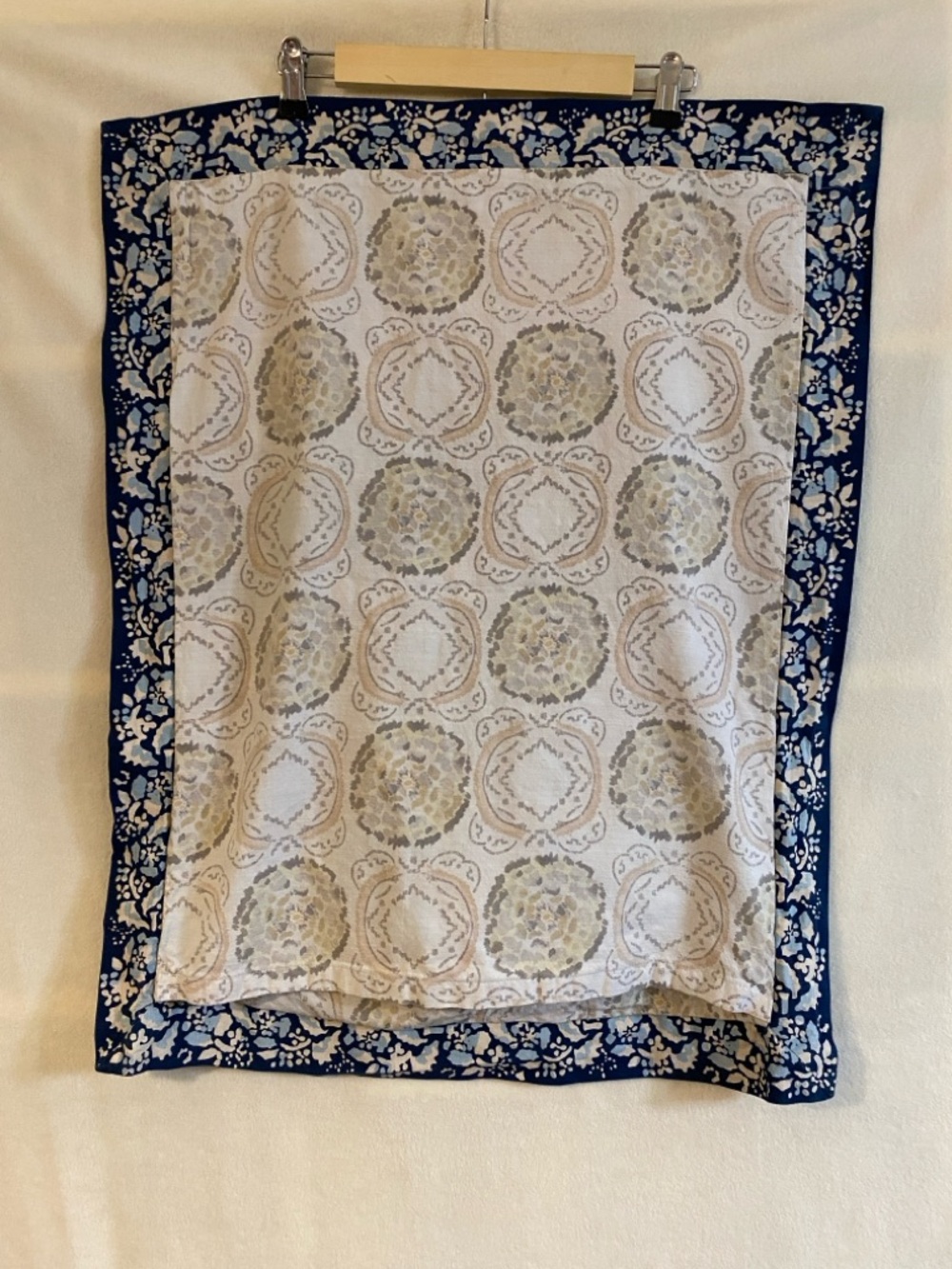 Set of 2 Anthropologie Meguro block print cotton standard shams - Picture 5 of 9